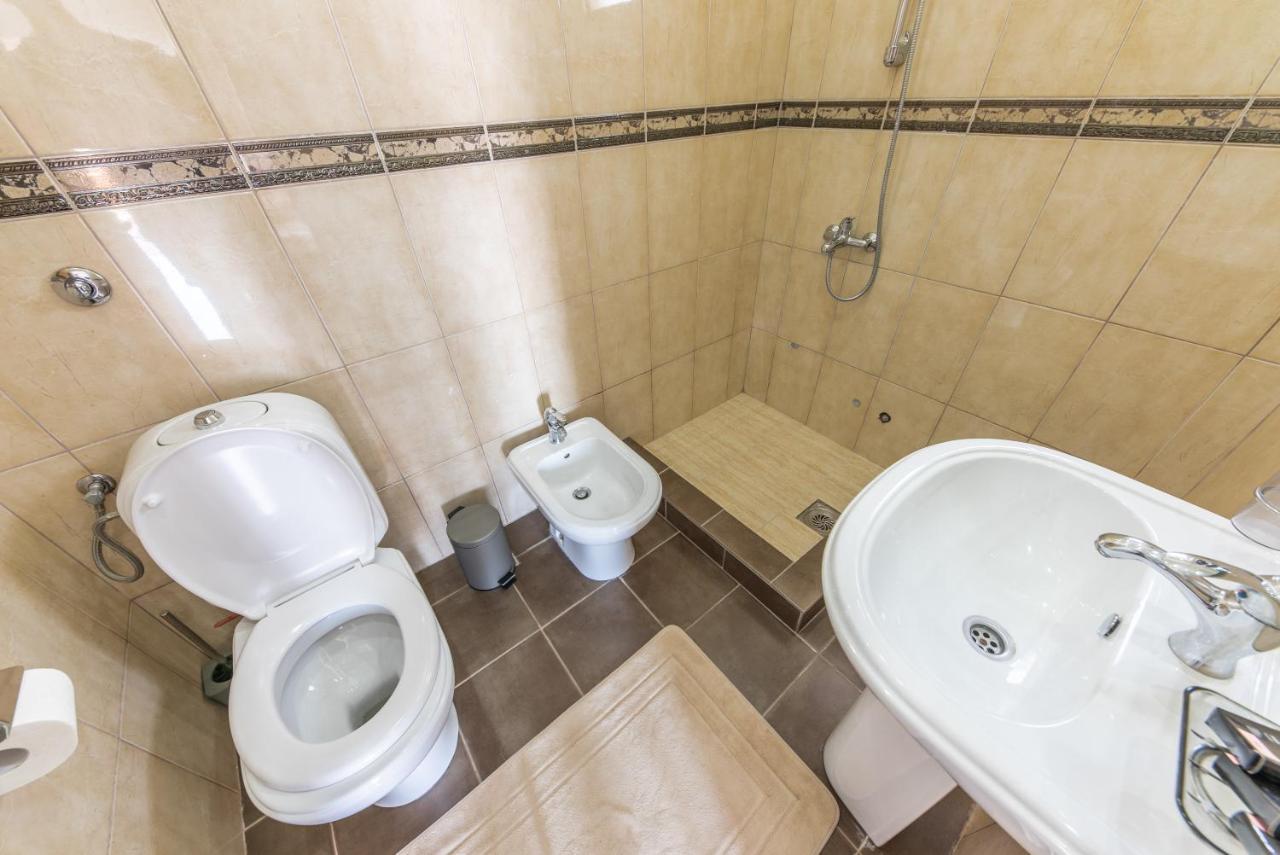 Apartments Villa Egzon Улцинь Экстерьер фото
