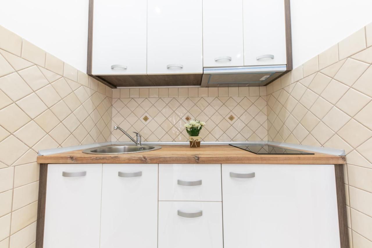 Apartments Villa Egzon Улцинь Экстерьер фото