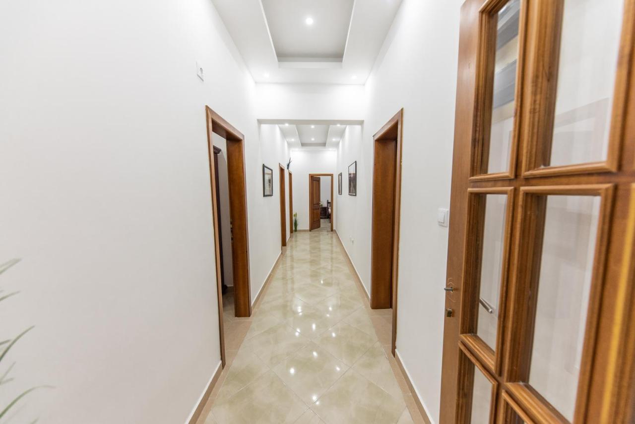 Apartments Villa Egzon Улцинь Экстерьер фото